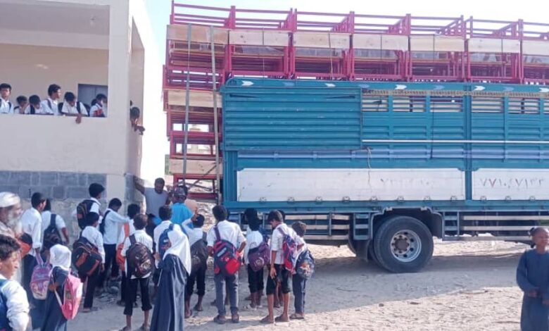 مدير عام رضوم يثمن جهود المحافظ بن الوزير ووفائه بتجهيز مدرسة عين بامعبد بالأثاث بعد استكمال بنائها برعايته 1 IMG 20251013 WA0043