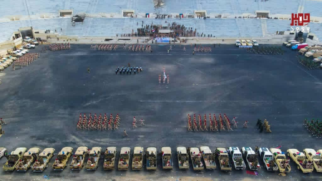 قوات الدعم والإسناد تنفذ عرضاً عسكرياً مهيباً بمناسبة الذكرى 62 لثورة 14 أكتوبر بمحافظة أبين (صور) 1 IMG 20251015 WA0028