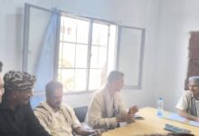 رئيس تنفيذية انتقالي أحور يلتقي بمدير عام المديرية لمناقشة التحديات التربوية 7 IMG 20251021 WA0032