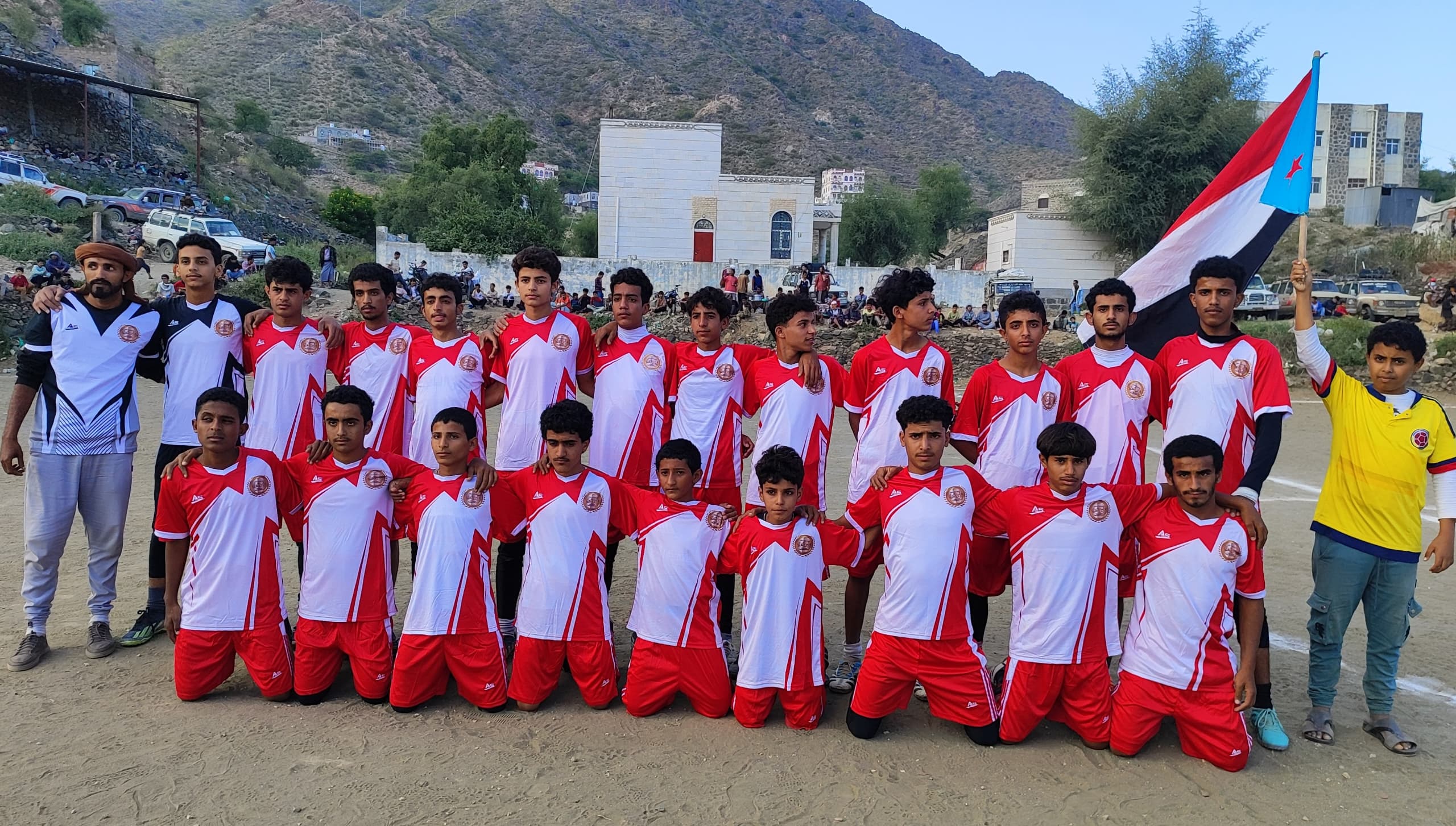 بهاتريك الدوكي.. أشبال الضباب يكتسحون اتحاد كدهية ويواصلون التألق في دوري الفقيد عاطف الشبحي للناشئين بيافع رُصد 1 IMG 20251022 WA0023