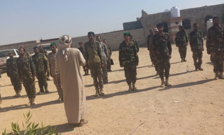 بتوجيهات مدير عام أوقاف شبوة نزول ميداني للمعسكرات والنقاط الأمنية بالمحافظة (صور) 1 IMG 20251023 WA0073