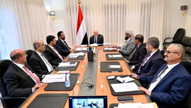 مجلس القيادة يناقش مستجدات الأوضاع الوطنية ويحث على تعظيم مكاسب الاصلاحات وتضييق الخناق على المليشـ ـيات 4 IMG 20251026 WA00731