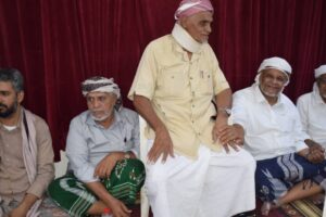 وفد الهيئة الحضرمية لإصلاح ذات البين يقدم واجب العزاء لأسرة آل العوبثاني في وفاة ابنهم الشاب عوض (صور) 2 IMG 20251027 WA0019