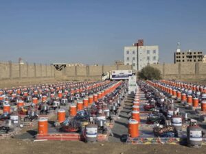 مؤسسة البادية توزع 250 حقيبة إيوائية للأسر النازحة في مأرب بدعم من وقف الديانة التركي 2 IMG 20251028 WA0001