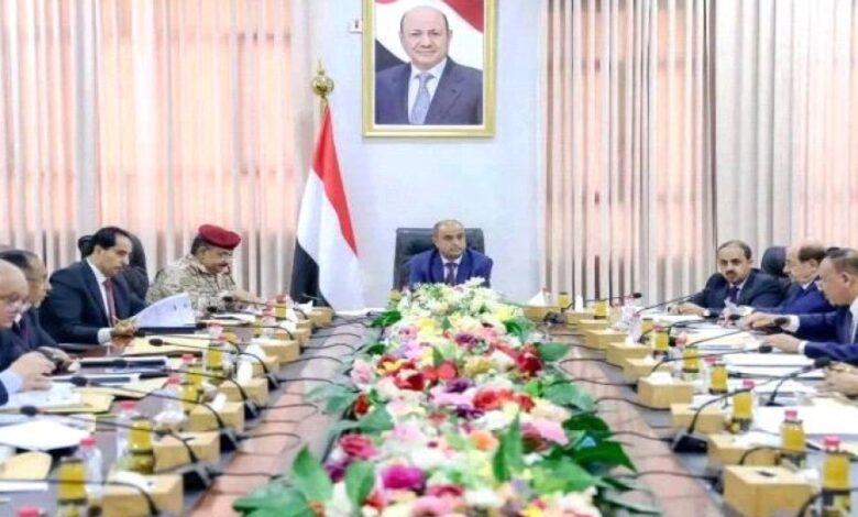 باحث اقتصادي يـ ـكشـ ـف السبب الحقيقي وراء تأخر صرف الرواتب المتأخرة 1 image 870x580 69006516b88f1