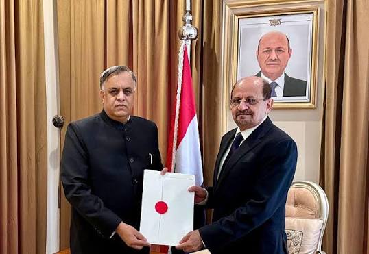 بعد عودتها الـ ـدبـ ـلـ ـومـ ـاسـ ـية لعدن .. الهند تُقر قـ ـانونًـ ـا يـ ـصـ ـدم اليمنيين 1 images 17