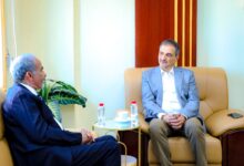 مستشار رئيس مجلس القيادة الرئاسي يناقش مع محافظ العاصمة عدن مستجدات الأوضاع 6 20251103 adenmedia 8 2048x1365 1