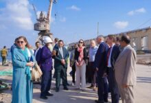 الوزير السقطري يستقبل السفير الألماني والوفد المرافق له ويطّلعان على سير العمل في مشروع إعادة تأهيل الميناء السمكي بعدن 7 43e66e22 902c 40d5 a084 6c2338c88256