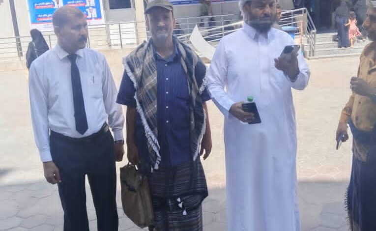 المستشار ناصر زيد اليوسفي يزور مستشفى عدن التعاوني الخيري ويلتقي برئيس مجلس الإدارة والمدير التنفيذي 1 IMG 20251102 WA0052