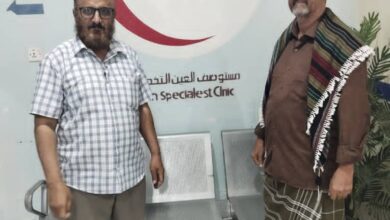 المستشار ناصر زيد اليوسفي يزور مستوصف العين التخصصي بعدن ويلتقي بمدير المستوصف 3 IMG 20251110 WA0052