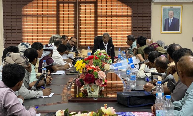 لجنة مناقصات لحج تقر مشاريع جديدة في تبن وتفتح مظاريف المقاولين بالمسيمير 1 IMG 20251119 WA0041