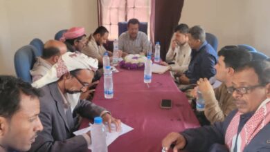 تنفيذي رضوم بمحافظة شبوة يعقد اجتماعه العادي يناقش تقارير هيئة الأراضي والسياحة وعدد من المستجدات 4 IMG 20251121 WA0007