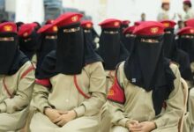 قائد فرع الشرطة العسكرية بمأرب يعقد اجتماعاً مع كوادر الشرطة النسائية بالفرع 6 IMG 20251121 WA0030