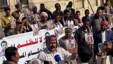 استياء شعبي للمحتجين في قضية الضابط في النخبة الشبوانية قردع ورفاقه بسبب تماطل جلسات التقاضي في المحاكمة (بيان) 4 IMG 20251125 WA0018