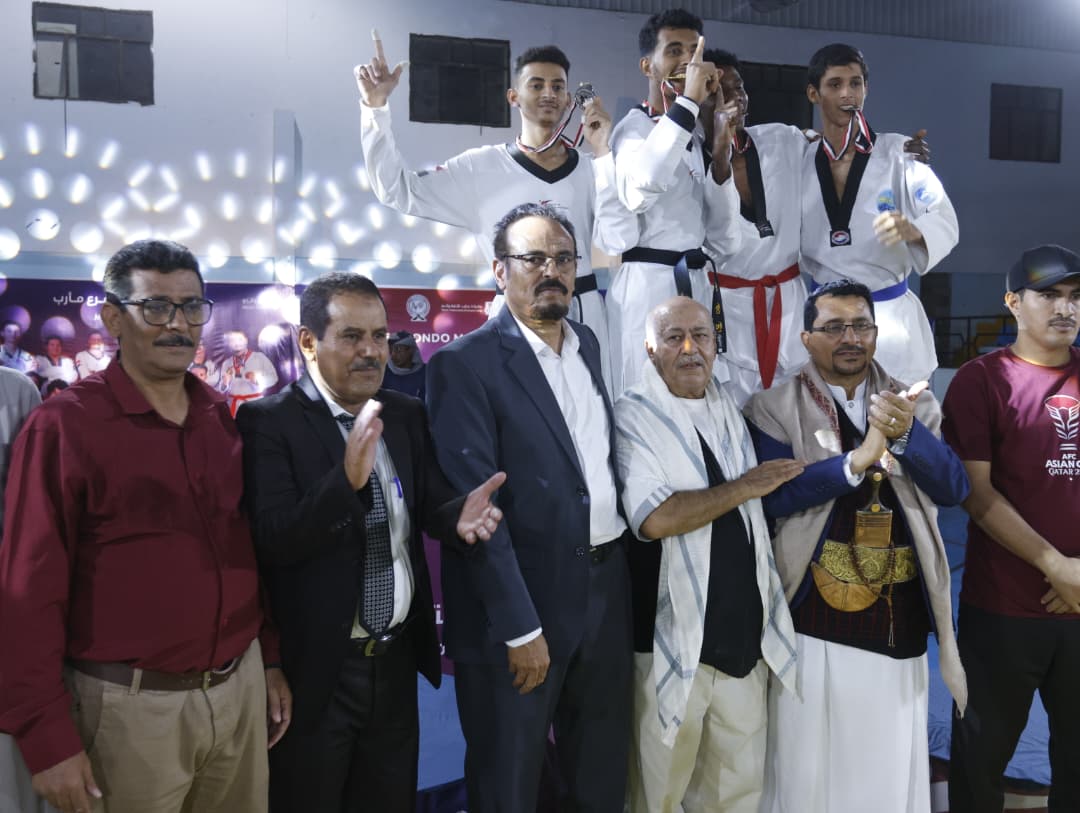 اختتام بطولة مأرب المفتوحة للتايكواندو وتكريم الفائزين بالمراكز الأولى 1 IMG 20251125 WA0057