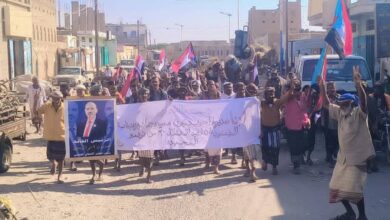 انتقالي أحور ينظم مسيرة جماهيرية ومهرجانًا خطابيًا إحياءً للذكرى الـ58 لعيد الاستقلال الوطني 30 نوفمبر 4 IMG 20251130 WA0157