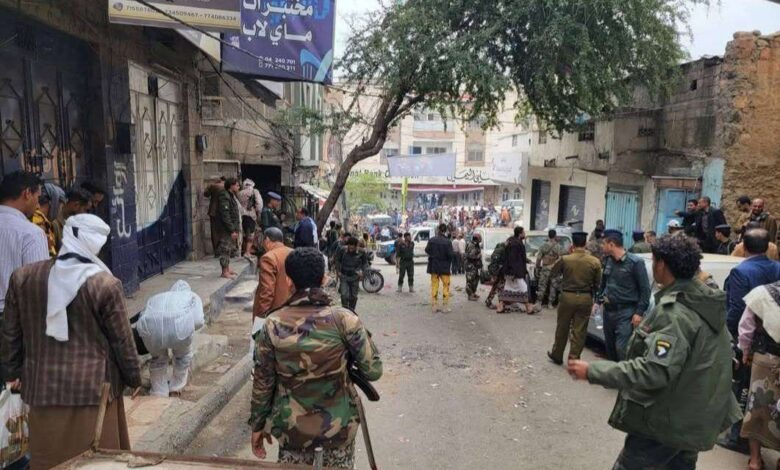 مفاجأة صادمة في تعز .. منفذ تفجير شارع جمال كان برفقة ابنه أثناء الجريمة 1 6943dc454b43b