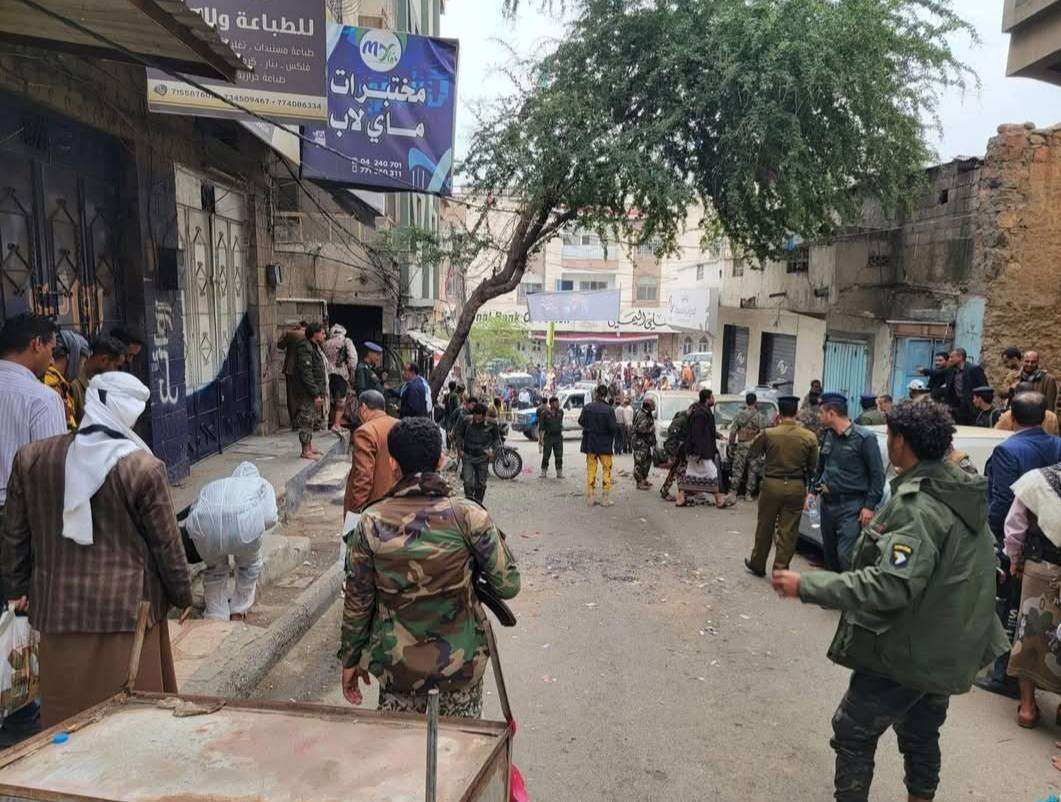 مفاجأة صادمة في تعز .. منفذ تفجير شارع جمال كان برفقة ابنه أثناء الجريمة 1 6943dc454b43b
