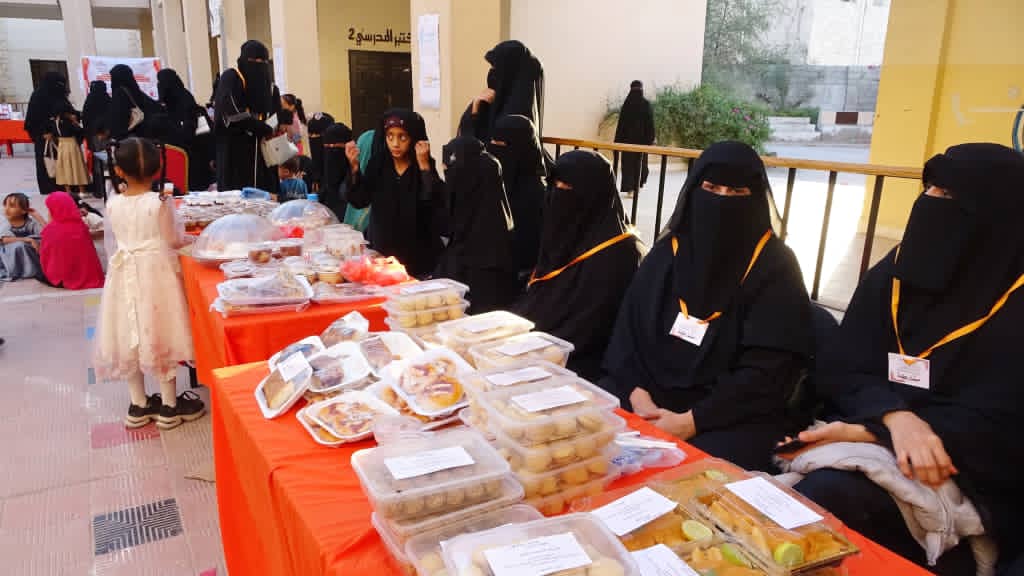 المهرة: تحتضن البازار السادس لتمكين النساء اقتصاديًا ضمن حملة الـ16 يومًا لمناهضة العنف 1 IMG 20251205 WA0007