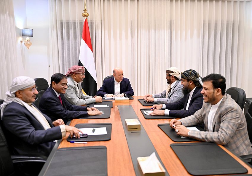 قيادات بارزة ترفض قرارات استهداف القوات المسلحة الجنوبية وتؤكد استمرار مكافحة الإرهاب في حضرموت والمهرة 1 WhatsApp Image 2025 12 27 at 15.11.54