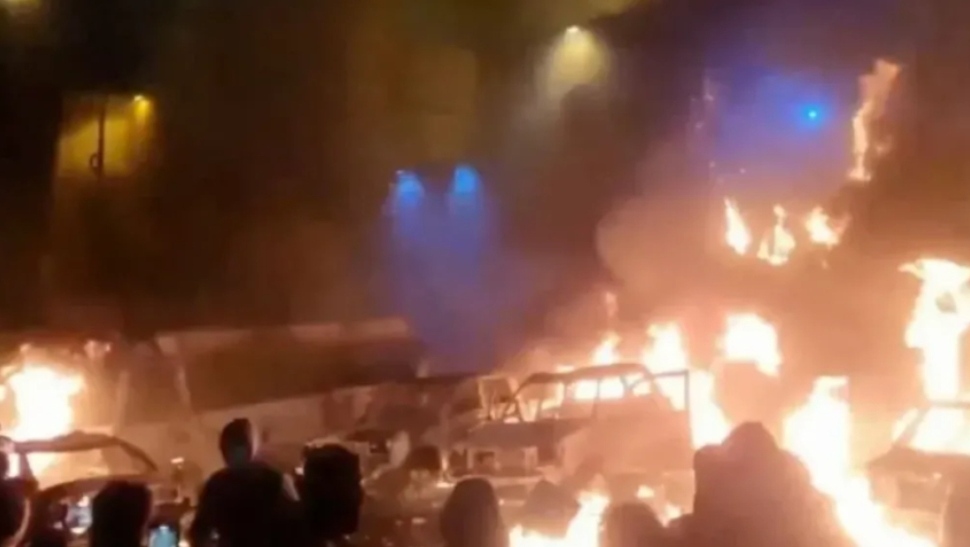 لحظة فارقة في طهران .. هل دخلت إيران مرحلة الانهيار؟ 1 IMG ٢٠٢٦٠١١٠ ١١٥٤٢٥