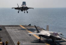 حشد جوي غير مسبوق: وصول 50 مقاتلة إلى المنطقة خلال يوم واحد .. هل تقترب ساعة الصفر لضرب إيران؟ 8 6994e9884c59b7741a469259