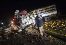 لحج: حادث مروري مروع في "خبت الرجاع" يودي بحياة سائقين فجر اليوم 8 IMG ٢٠٢٦٠٢٠٦ ١٤٢١٤٥