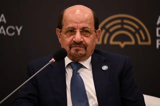 الزنداني يعلن حزمة إجراءات اقتصادية جديدة .. وهذه أبرز التفاصيل 1 a01a9e90 f2ef 11f0 9a08 61d9f795eeed.jpg