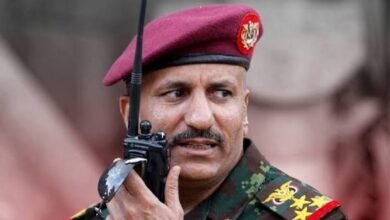 ثلاثة مصادر تكشف وجهة طارق صالح بعد مغادرته اليمن .. إلى أي دولة خليجية وصل؟ 5 images 1 8