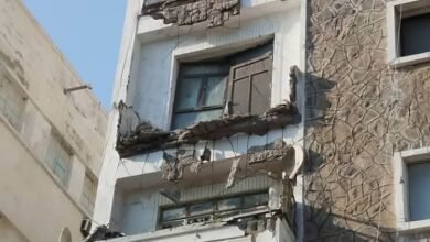 انهيار مفاجئ لثلاث شرفات سكنية في الشارع الرئيسي بقلب المعلا 11 img 20261020 wa0022